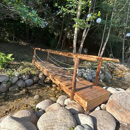 Predela Lux מלון דירות בנסקו