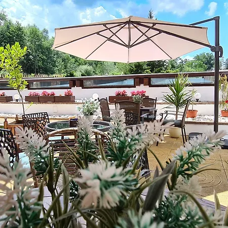 Predela Lux בנסקו