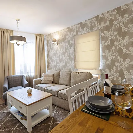 Predela Lux בנסקו