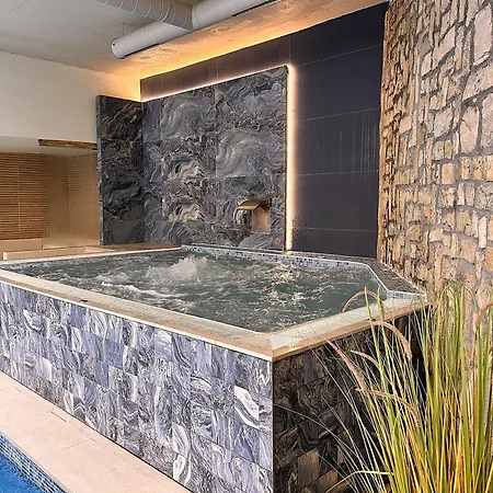 Апарт-отель Predela Lux