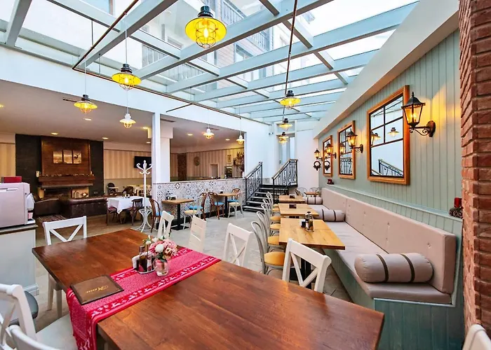 Predela Lux 公寓式酒店 班斯科