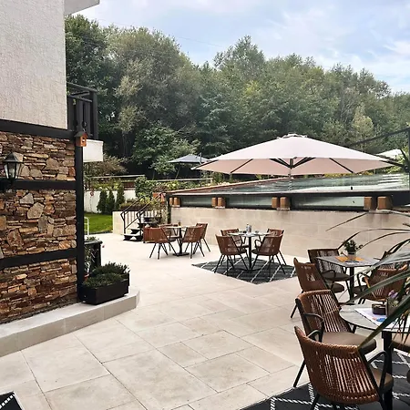 Predela Lux 3* Бансько