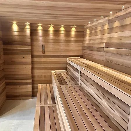 Predela Lux 3* Banszko