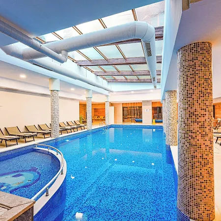 Predela Lux 3*